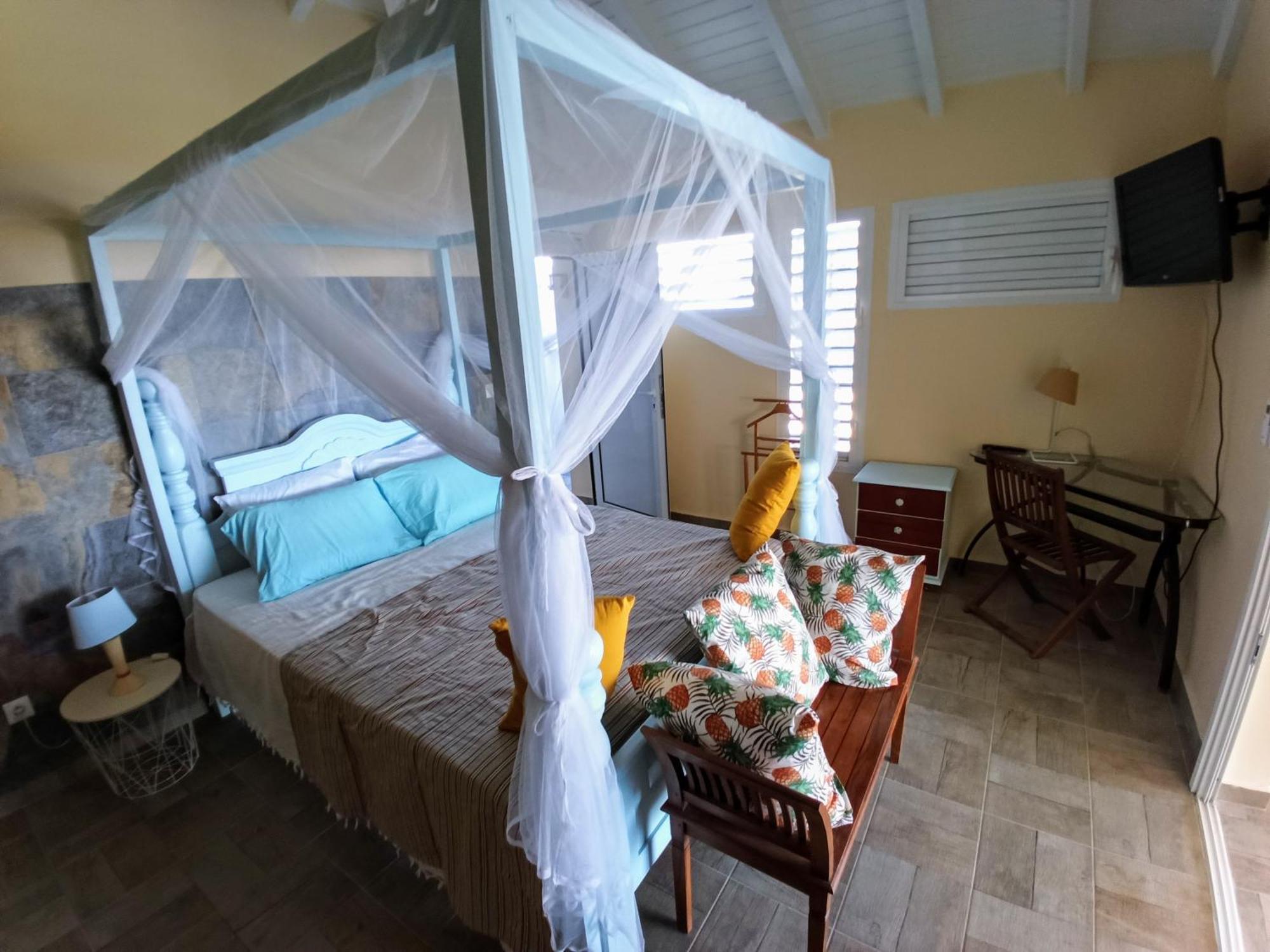 Aux Colibris Amoureux : Loft De Standing Avec Vue Mer Grand-Bourg  ภายนอก รูปภาพ